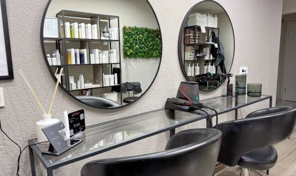 Laura Capelli Hairstyle