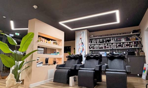 Twins HAIR SALON