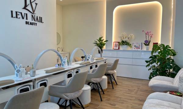 LEVI NAILS BEAUTY