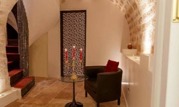 SONIA SGHAIER Beauty Studio Paris 