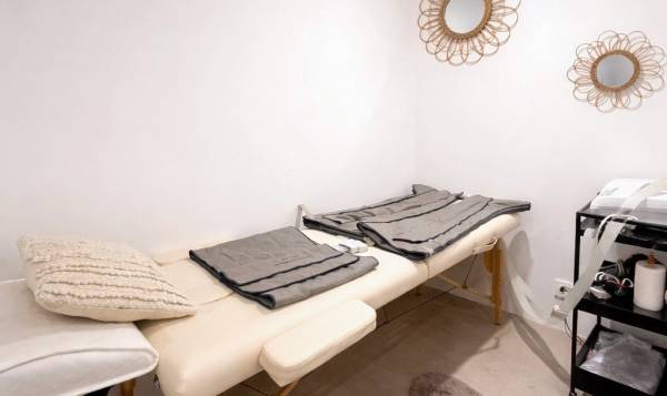 Elite Form (electrostimulation&Pilates reformer)