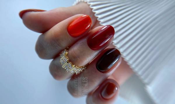 Lucette fait ses ongles