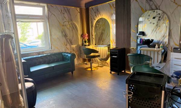Ali Lux Friseursalon