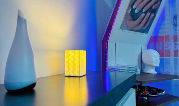 Cowena Ästhetik MIT Nageldesign