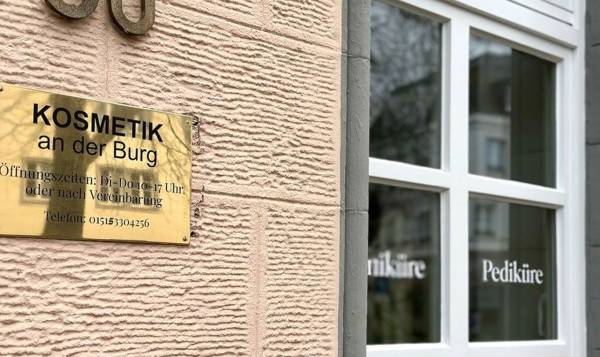 Kosmetik zur Burg