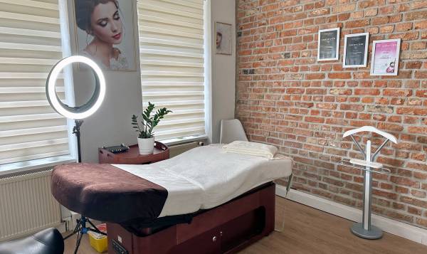 IRA.ernst Permanent Make up - Wimpern und Nagelstudio - Leipzig