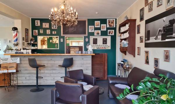 Beauty Salon & Babershop by Jacqi