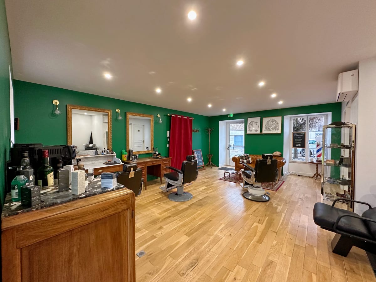 Dukes' Barber Saint-Rémy
