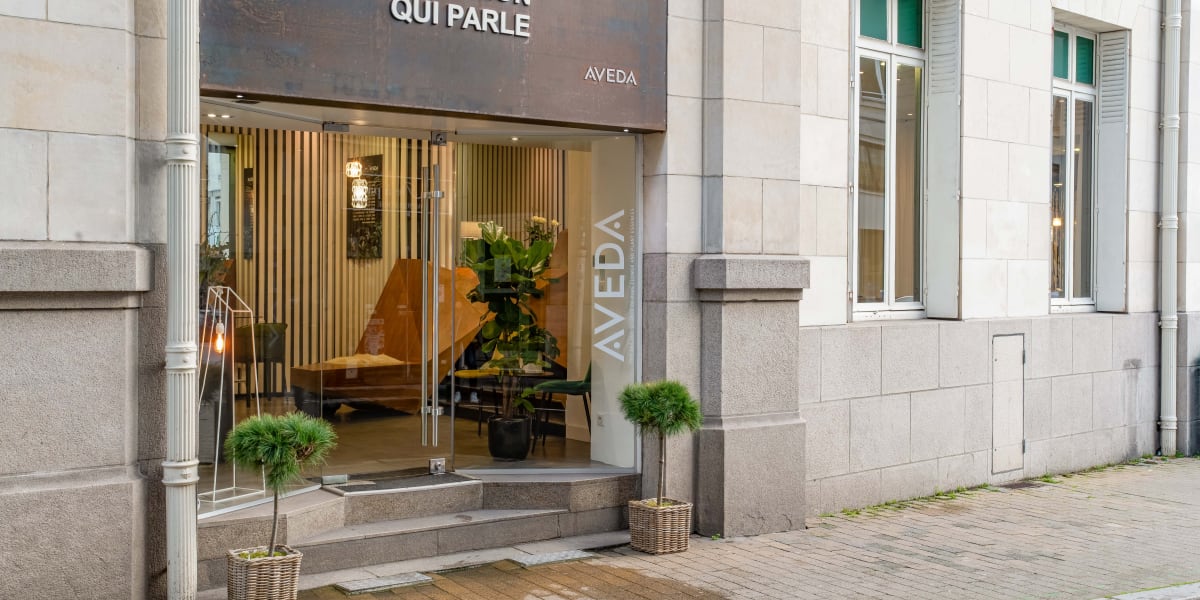 Le salon qui parle - Coiffure Nantes - Photo de couverture - OneBooking