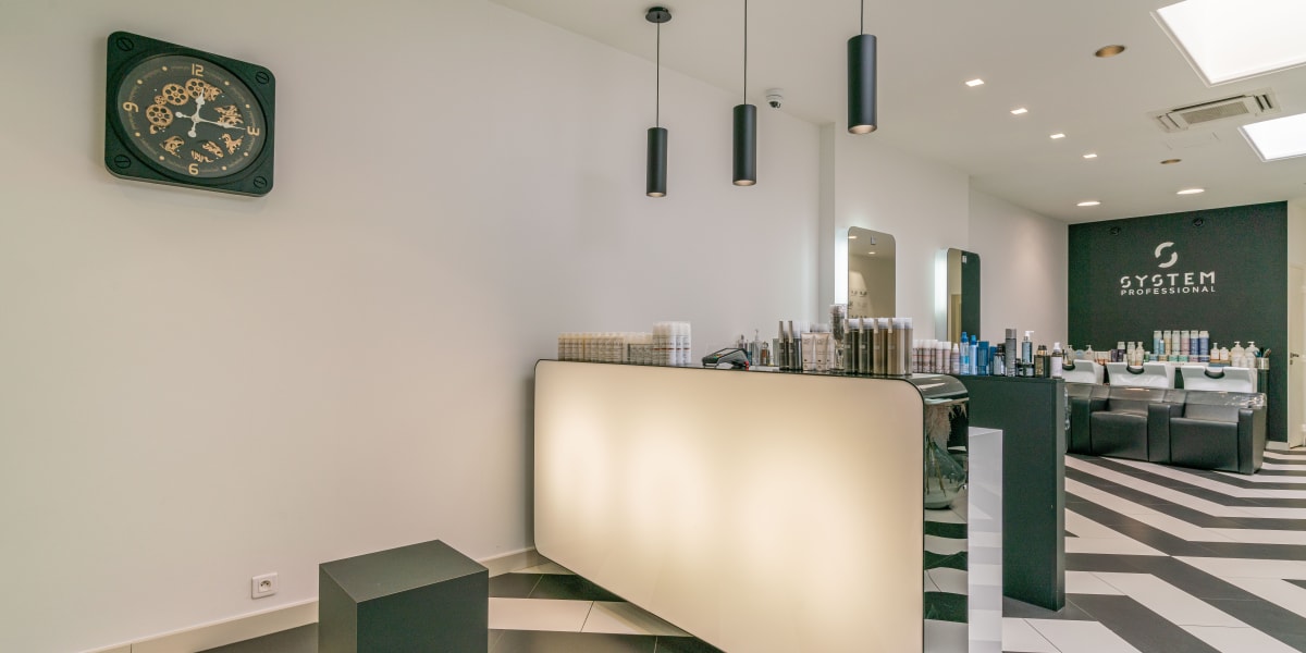 Salon By Alex Mk - Coiffure Dijon - Photo de couverture - OneBooking