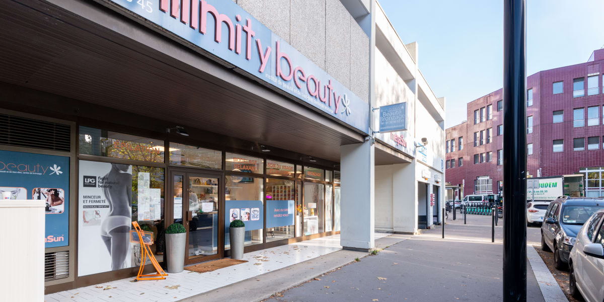 Illimity Beauty - Onglerie Montigny-le-Bretonneux - Photo de couverture - OneBooking