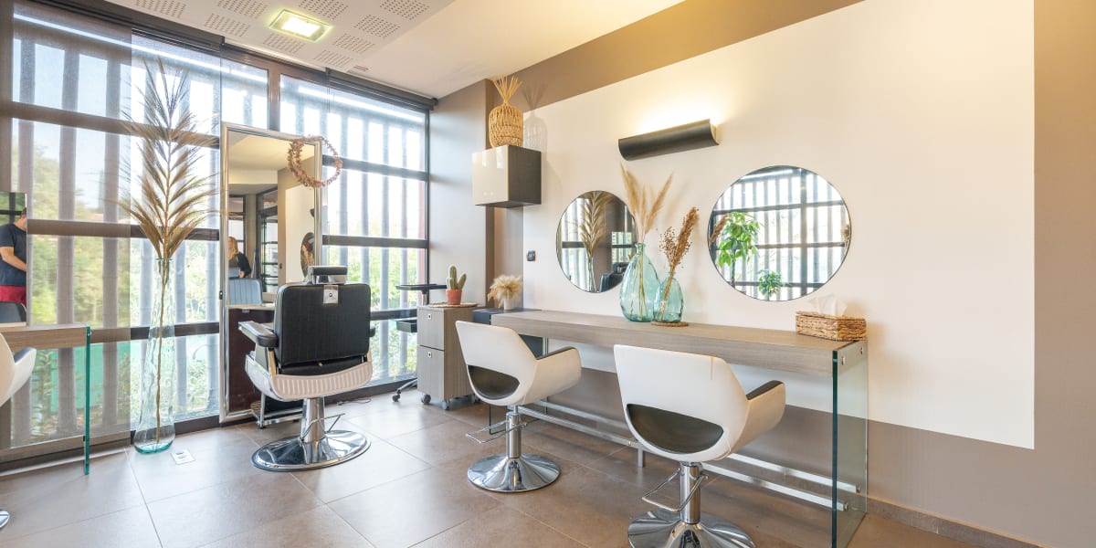 Le club 7 - Artisan coiffeur by M - Coiffure Montpellier - Photo de couverture - OneBooking