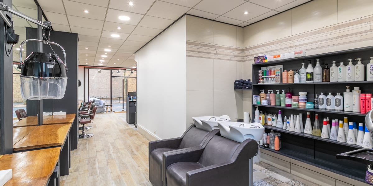 Be You Coiffure - Onglerie Nanterre - Photo de couverture - OneBooking