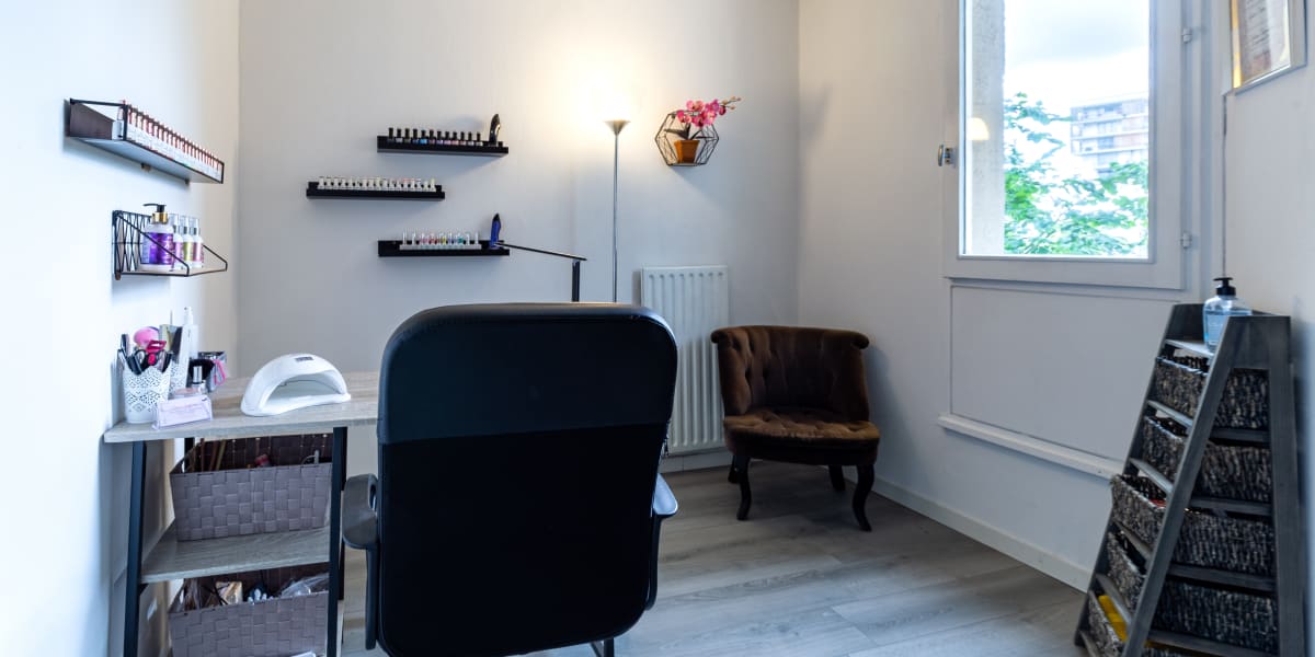 Nails Addiction - Sourcils & cils Ivry-sur-Seine - Photo de couverture - OneBooking