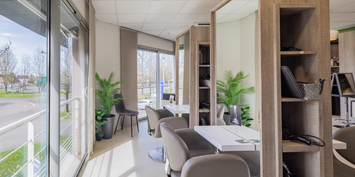CMC Coiffure Mode Conseil - Oloron - Coiffure Oloron-Sainte-Marie - Photo de couverture - OneBooking