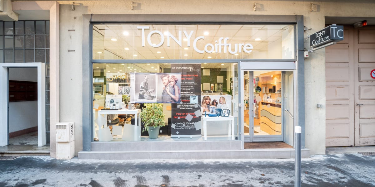 Tony Coiffure - Coiffure Saint-Étienne - Photo de couverture - OneBooking