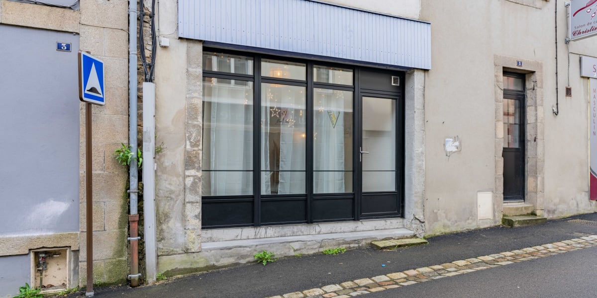Victoria Beauté - Sourcils & cils Lannion - Photo de couverture - OneBooking