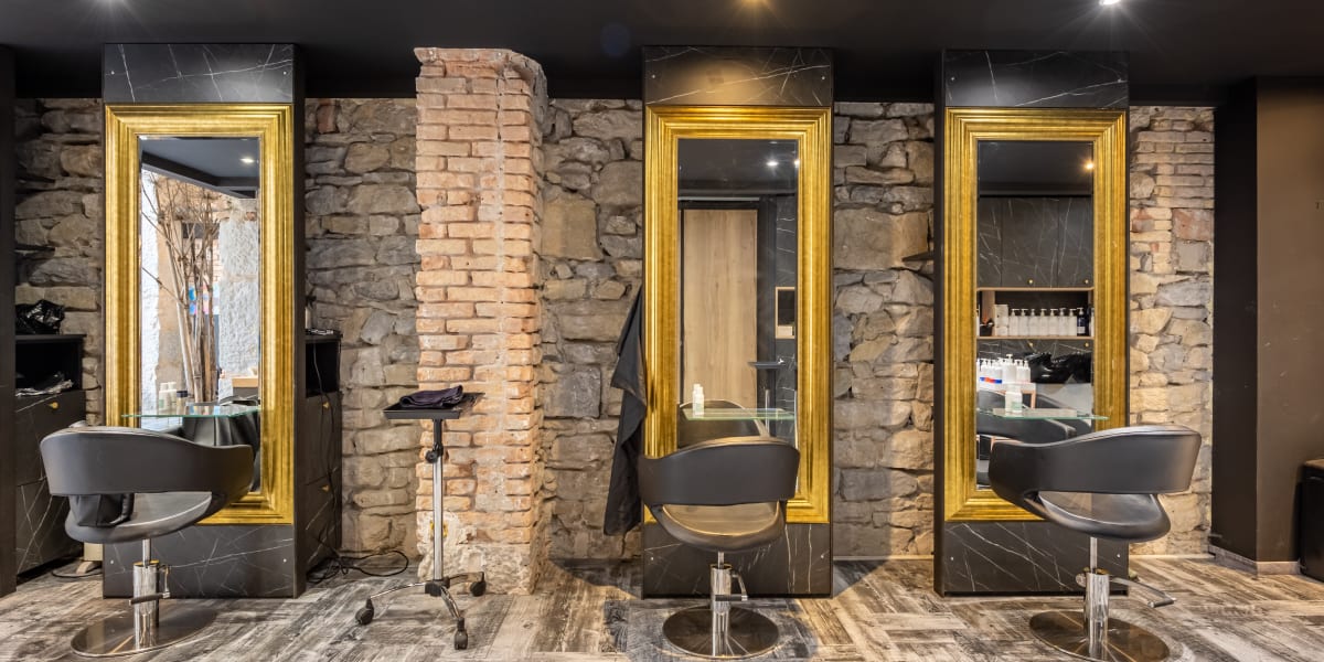 Le prestige - Coiffure Grenoble - Photo de couverture - OneBooking