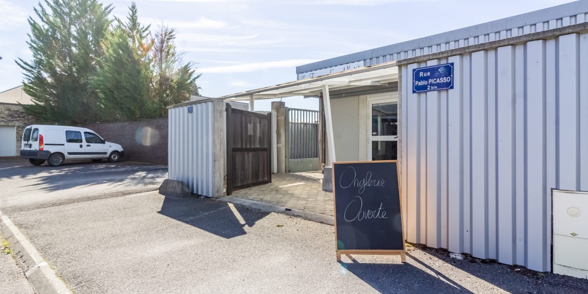 Le temps d'un plaisir - Onglerie Oloron-Sainte-Marie - Photo de couverture - OneBooking