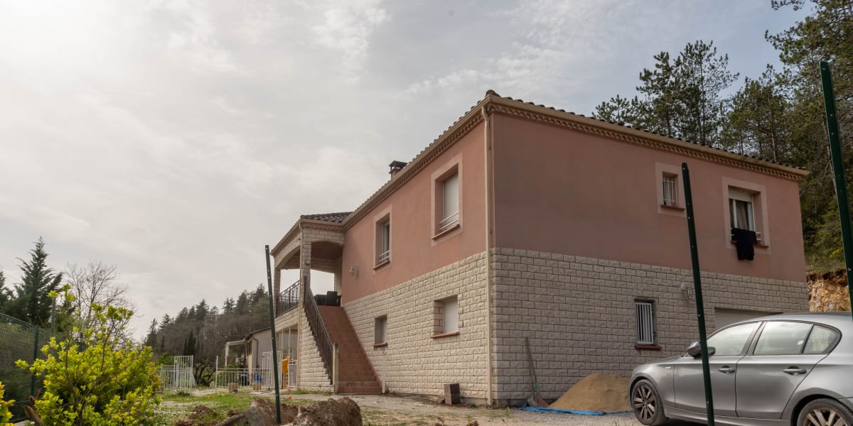 Nes'Cils - Onglerie Cahors - Photo de couverture - OneBooking