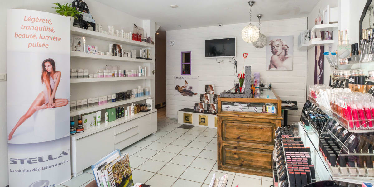 Un Temps pour Soi - Sourcils & cils Montauban - Photo de couverture - OneBooking