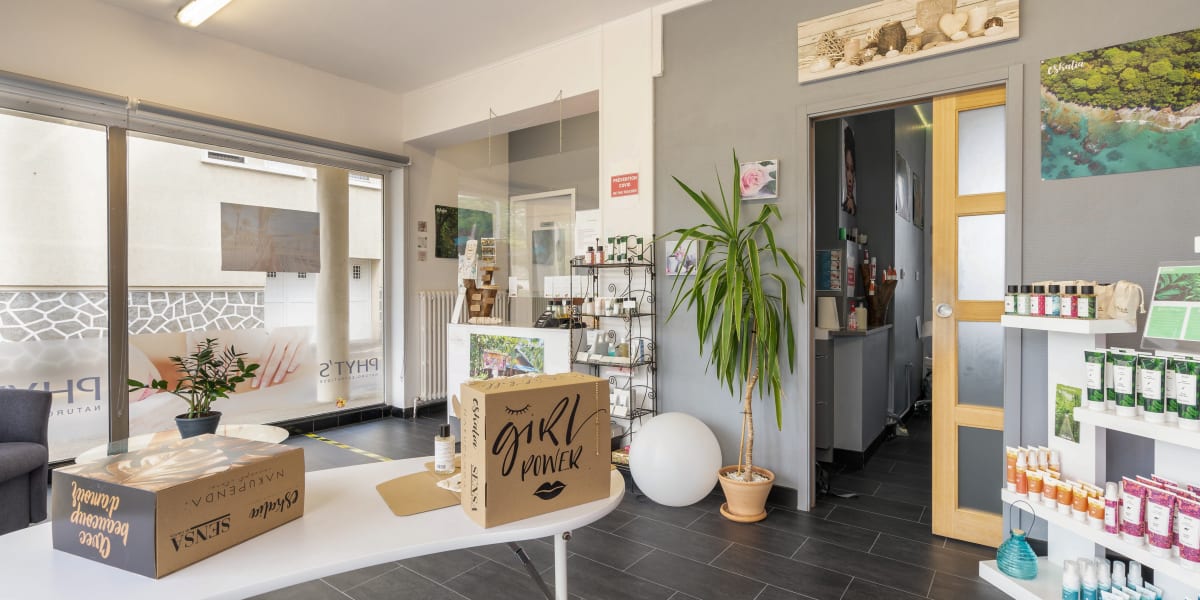 Sandy Esthetic - Institut de beauté Châteaudun - Photo de couverture - OneBooking