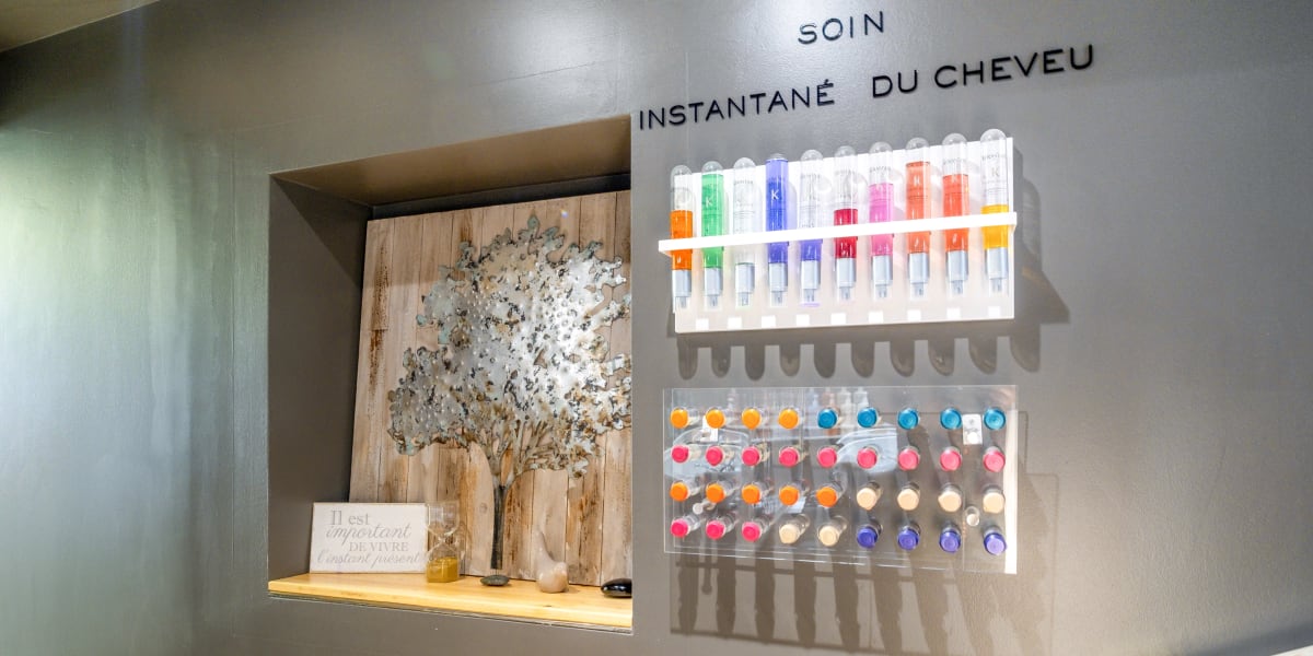 Au Carré - Coiffure Saint-Avold - Photo de couverture - OneBooking