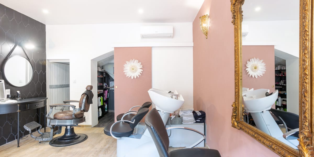 Coiffure By C - Coiffure Hyères - Photo de couverture - OneBooking