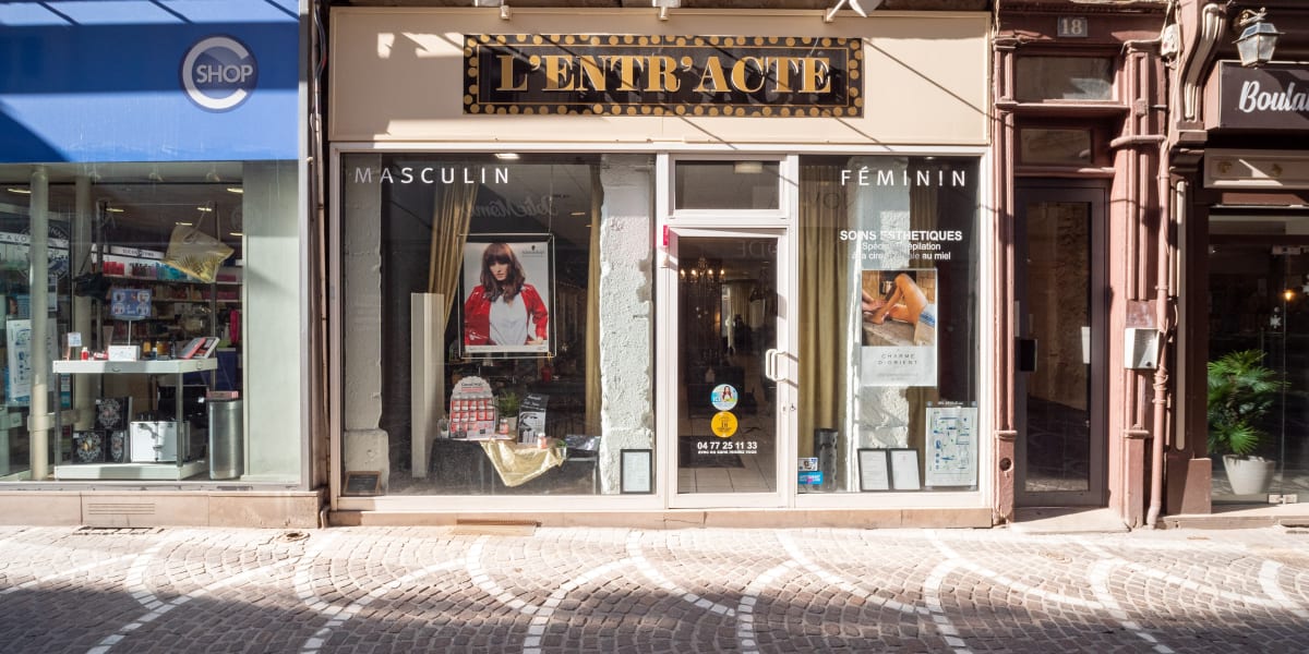 L'Entr'acte - Coiffure Saint-Étienne - Photo de couverture - OneBooking