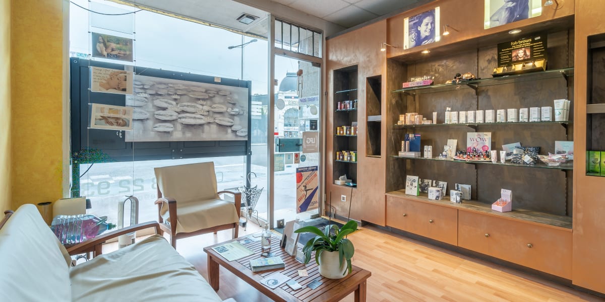 Ma Ligne Bien-être - Onglerie Limoges - Photo de couverture - OneBooking