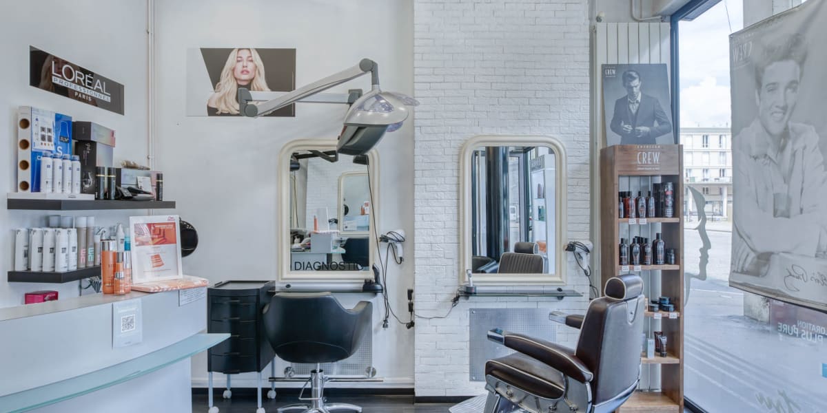 Hair de Paris 1 - Coiffure Le Havre - Photo de couverture - OneBooking