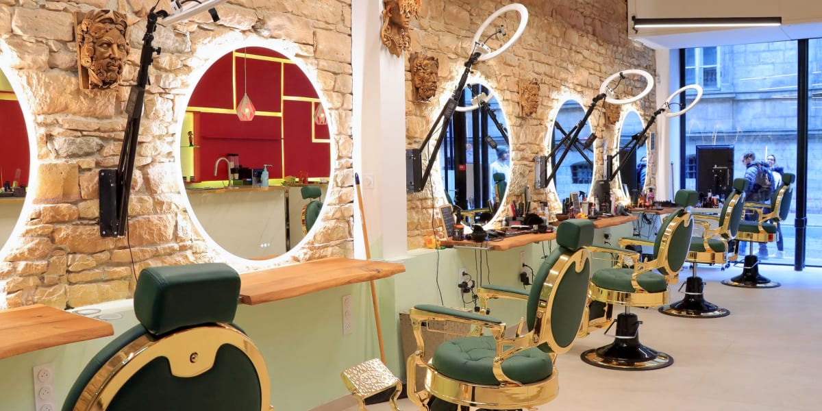 Phoenix Barber - Coiffure Lyon - Photo de couverture - OneBooking