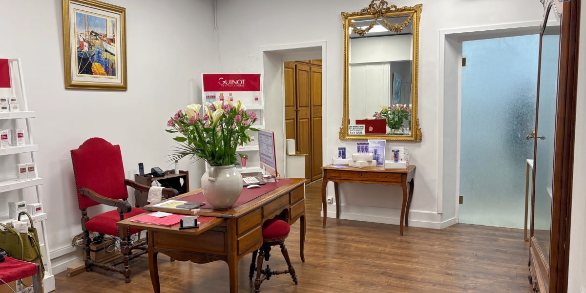 Anne Barra - Institut de beauté Marseille - Photo de couverture - OneBooking