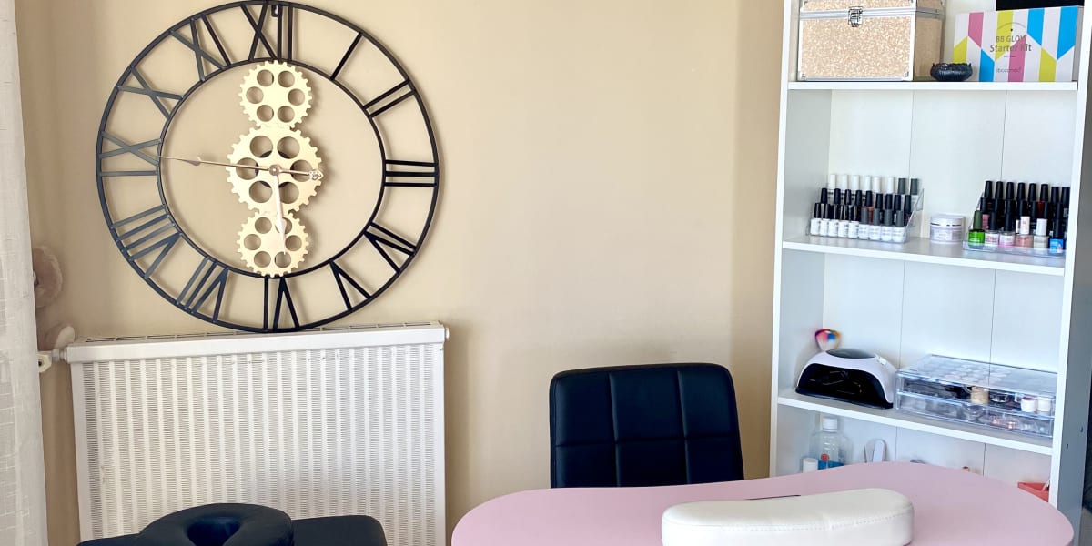 M4 Beauty - Coiffure Toulon - Photo de couverture - OneBooking