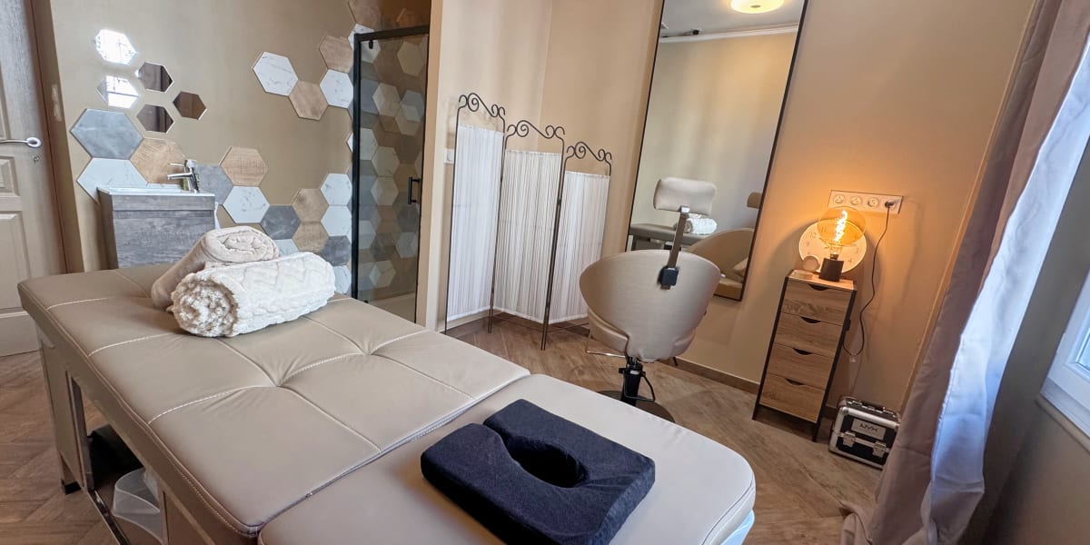 BM Beauté et Soins - Épilation Toulon - Photo de couverture - OneBooking