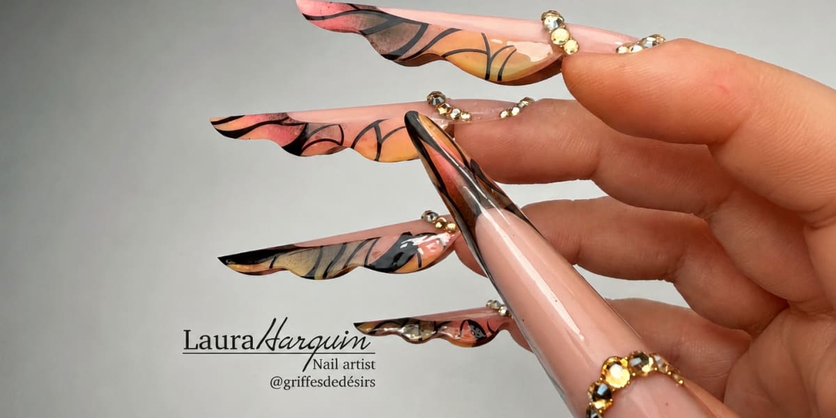 Griffes De Désirs - Onglerie Besançon - Photo de couverture - OneBooking
