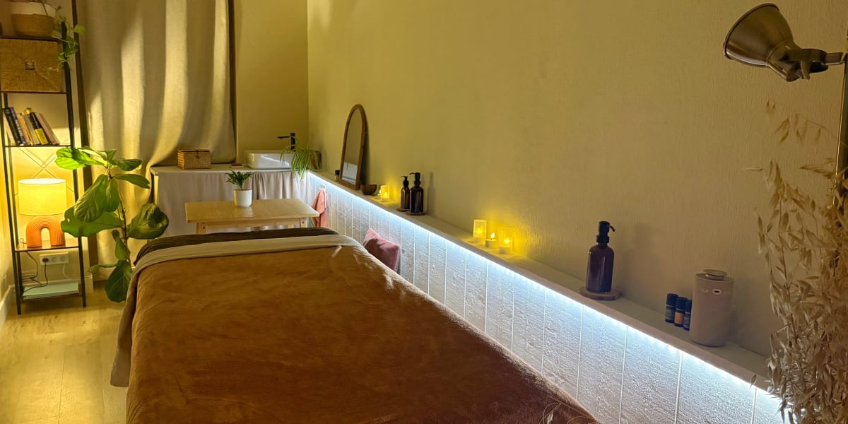 Alexia Brizion - Naturopathe & Massages - Institut de beauté Toulouse - Photo de couverture - OneBooking