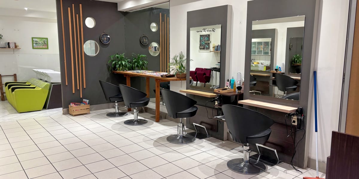 Morant Sandrine et Chantal - Hair Pure - Coiffure Dijon - Photo de couverture - OneBooking
