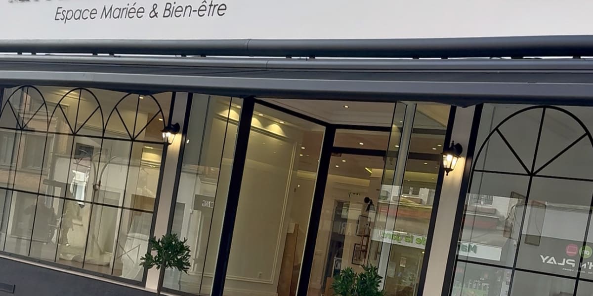 Ma petite robe rouge - Barbier Lens - Photo de couverture - OneBooking