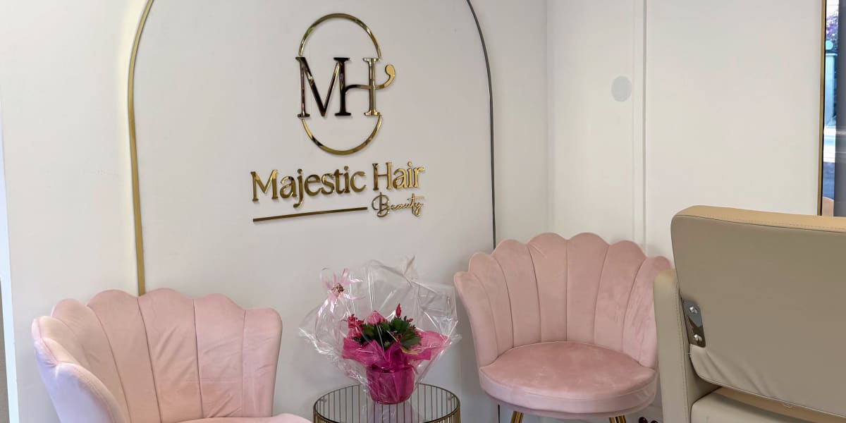 Majestic Hair Beauty - Sourcils & cils Grasse - Photo de couverture - OneBooking