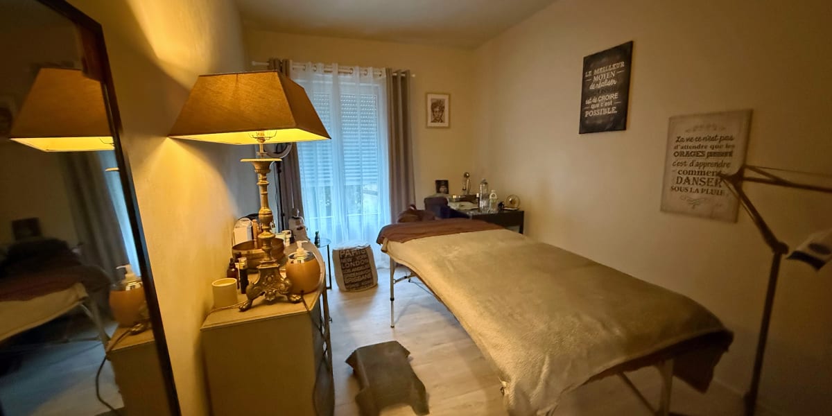 Agathe Besnier - Massage Montigny-le-Bretonneux - Photo de couverture - OneBooking