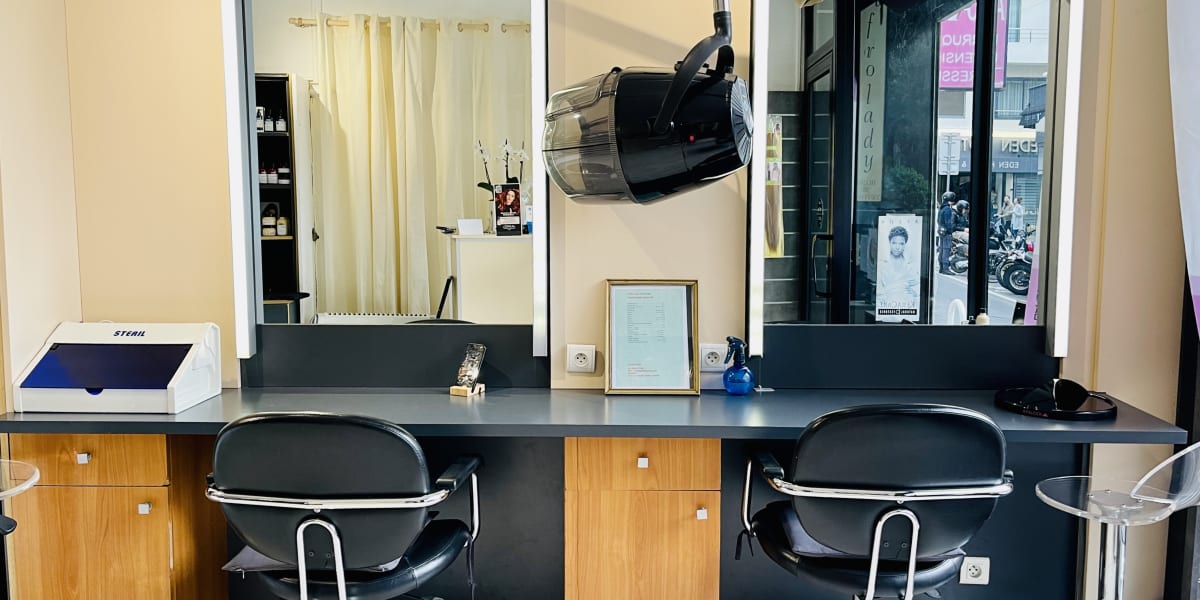 Eva - Chez Afro lady - Coiffure Cannes - Photo de couverture - OneBooking