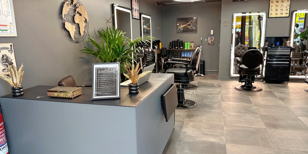 Barber du Monde - Sourcils & cils Vénissieux - Photo de couverture - OneBooking