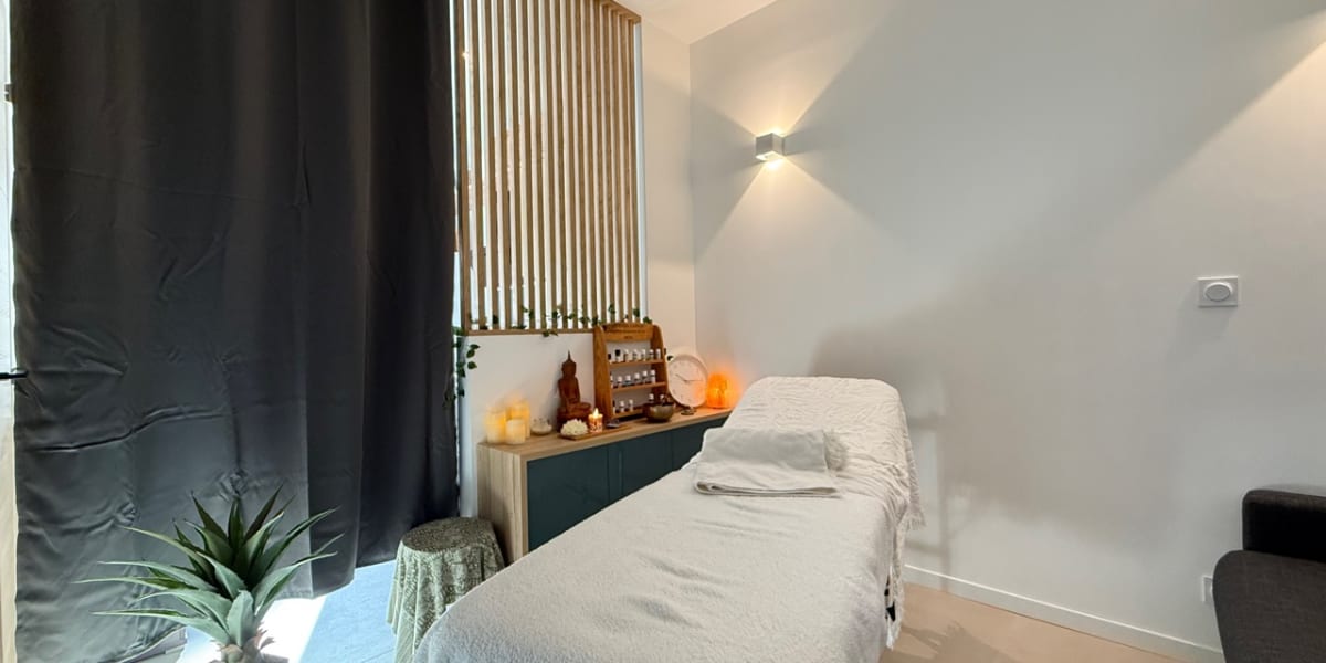 Boudoir cocooning - Beauté Bien-être by Marjorie Ringenbach - Institut de beauté Vitrolles - Photo de couverture - OneBooking