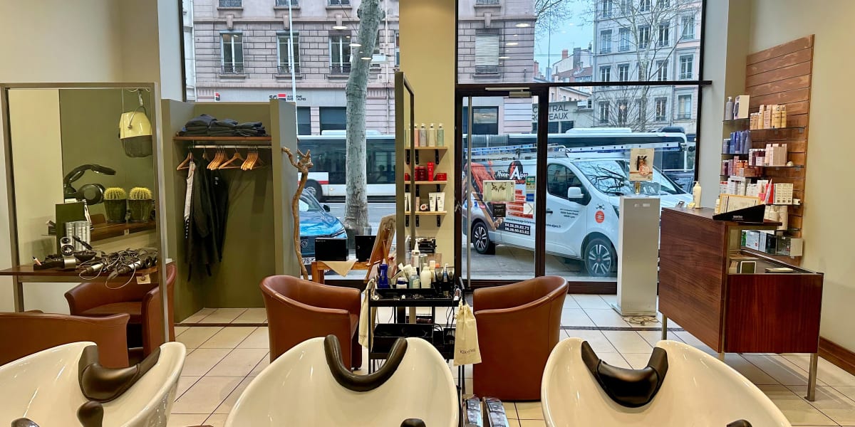 Jérôme Kohen - Barbier Lyon - Photo de couverture - OneBooking