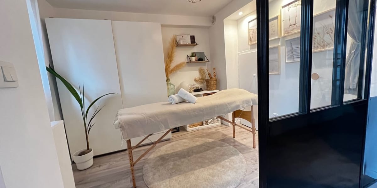 Houriez Méloë - Drainage Renata | Madérothapie - Massage Vitrolles - Photo de couverture - OneBooking