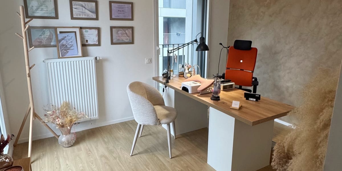 Mandyh Nails - Onglerie Nantes - Photo de couverture - OneBooking