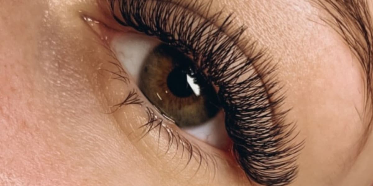 Beauty Diana - Sourcils & cils Nice - Photo de couverture - OneBooking