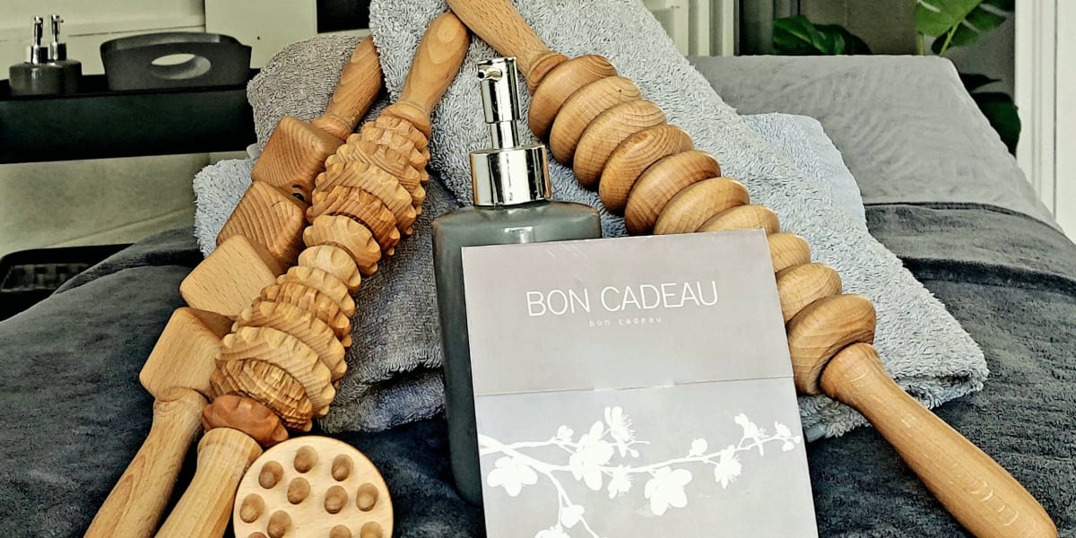 Massages Bien-être "Affleure des Sens " By CorinneA - Massage Toulon - Photo de couverture - OneBooking