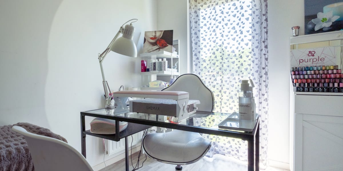 50 Nuances Plus Belle - Sourcils & cils Blois - Photo de couverture - OneBooking